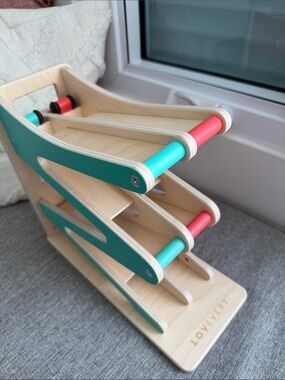 Lovevery Wooden Ramp Racer in Teal and Coral